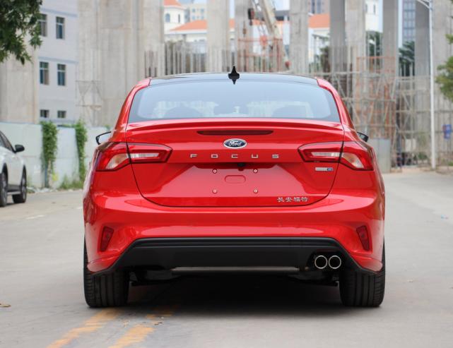 福克斯三缸机值不值得入手,福克斯1.5t三缸发动机故障率高