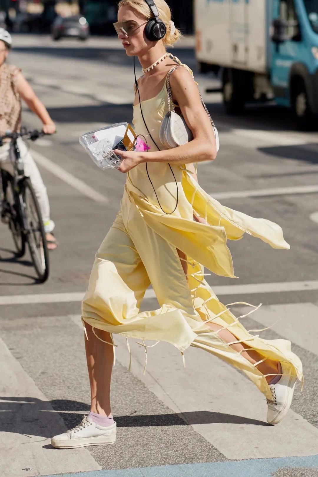 今年流行“马卡龙色”，鞠婧祎、泫雅都超爱，穿上实力美炸街