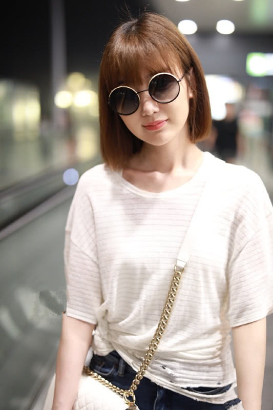 毛晓彤的穿搭风格特点,毛晓彤穿衣搭配时装