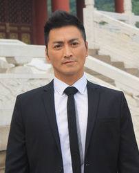 永远的镖局少庄主何家劲