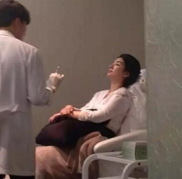 脸垮掉的女星,只能看脸不能看身材的7位女星