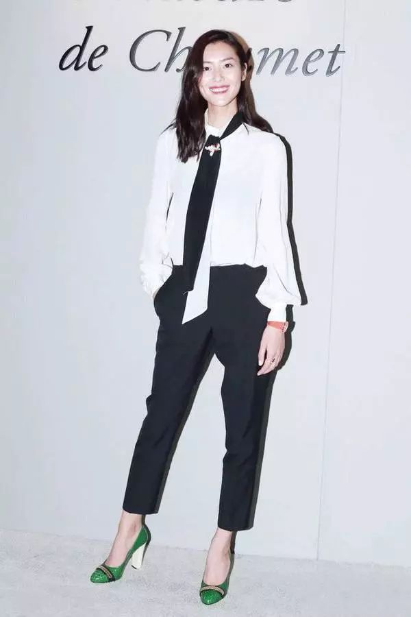 适合小个子遮胯宽腿粗的裤子,不显胯宽的百搭裤子