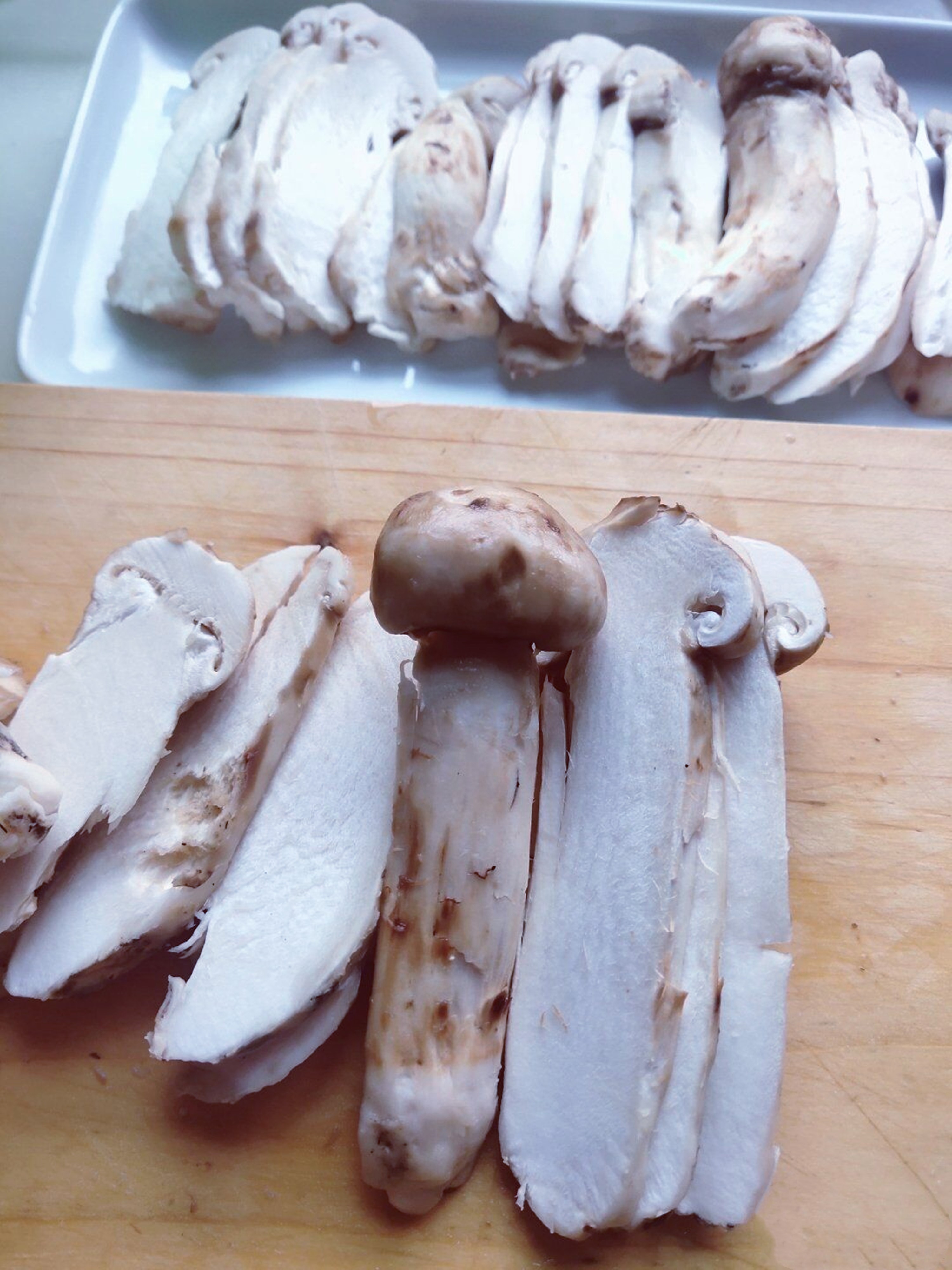 松茸个头,松茸15厘米越大越贵吗