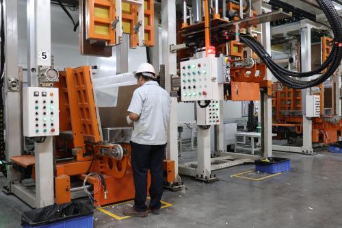 广东万宝冷柜厂,冷柜智能制造工厂