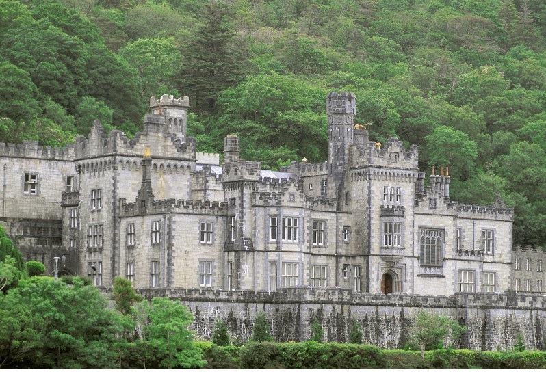 英国放弃了哪些殖民地国家,英国为什么不愿放弃马岛