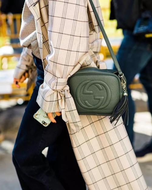 你喜欢包包么有哪些包包值得推荐,买大牌包包给你们实实在在的好处