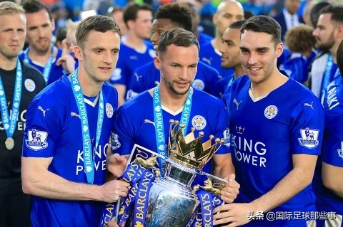 英格兰国脚夜店遭围殴！因*戏调**他人女友1v6被打满脸是血