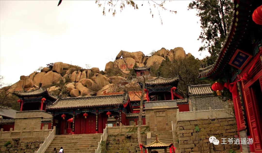 邹城峄山石头怎么形成的,峄山的石头是怎么形成