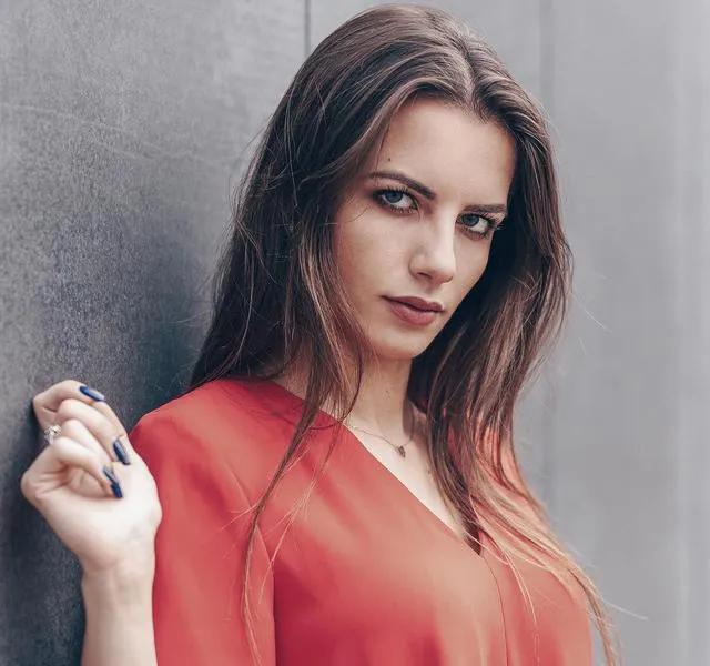 足球最漂亮的女裁判,波兰足球女神