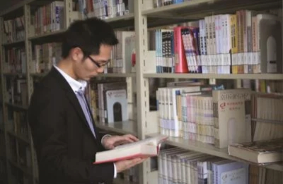 买书也有代沟？消费数据显示90后爱小说80后更爱“用”