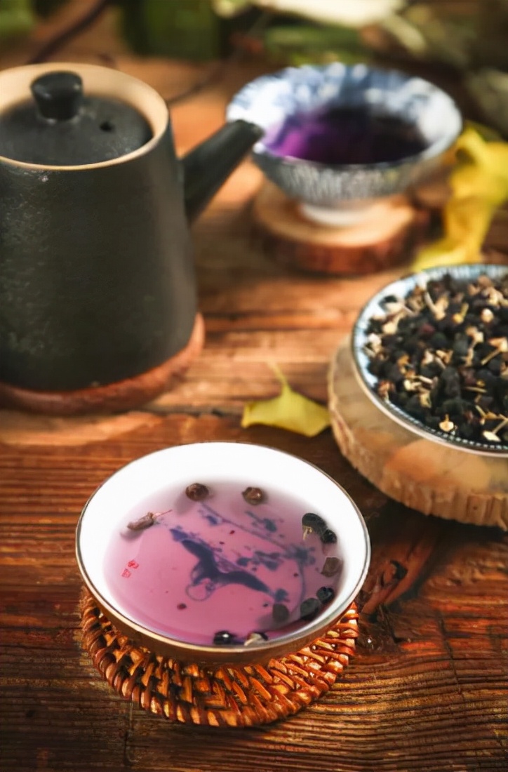 推荐7款养颜抗衰老食谱,冻龄养颜水