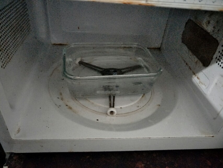 微波炉特别脏怎么清洗,微波炉脏怎么清洗