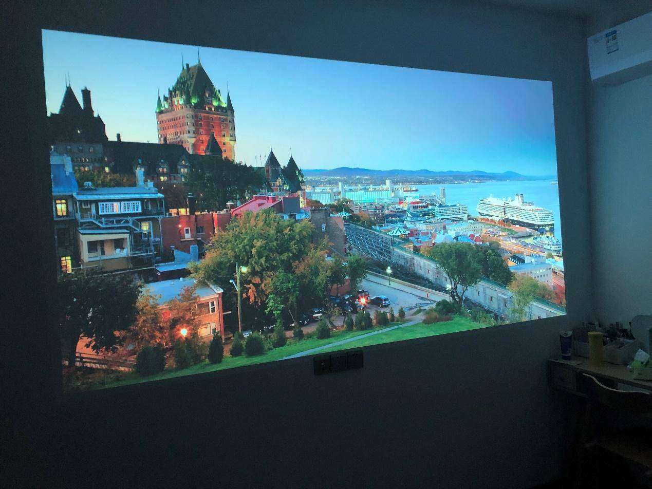 让人眼前一亮的高科技产品,坚果x3投影的测评