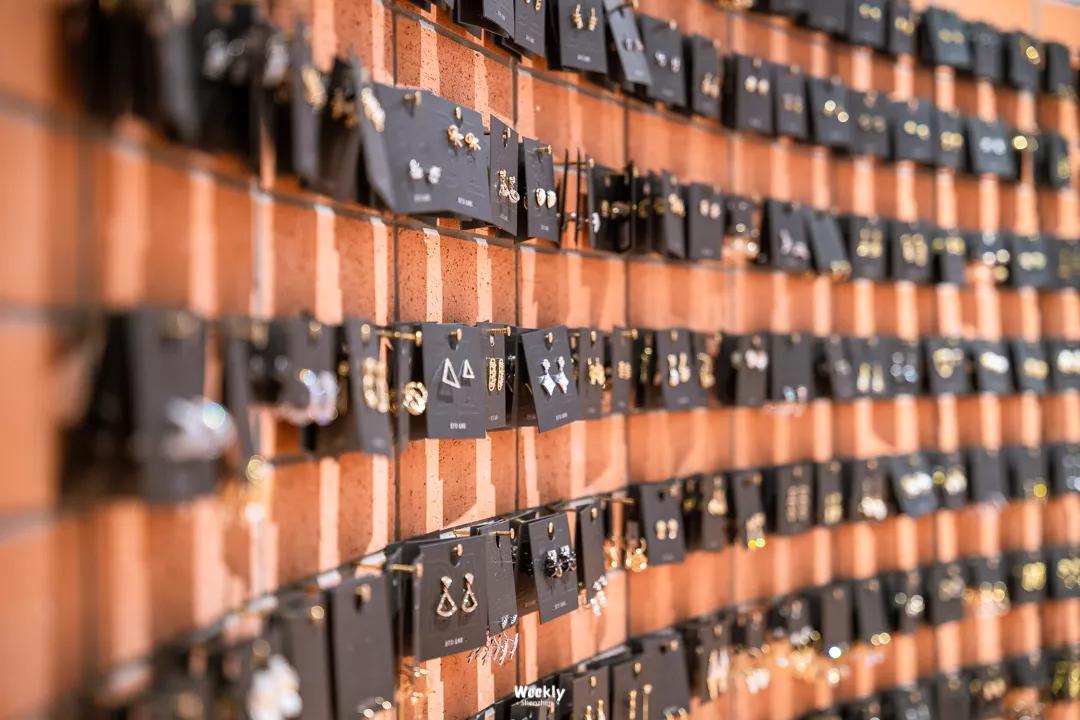 疫情中换赛道，它如何做到开一家火一家，4个月完成4轮融资？