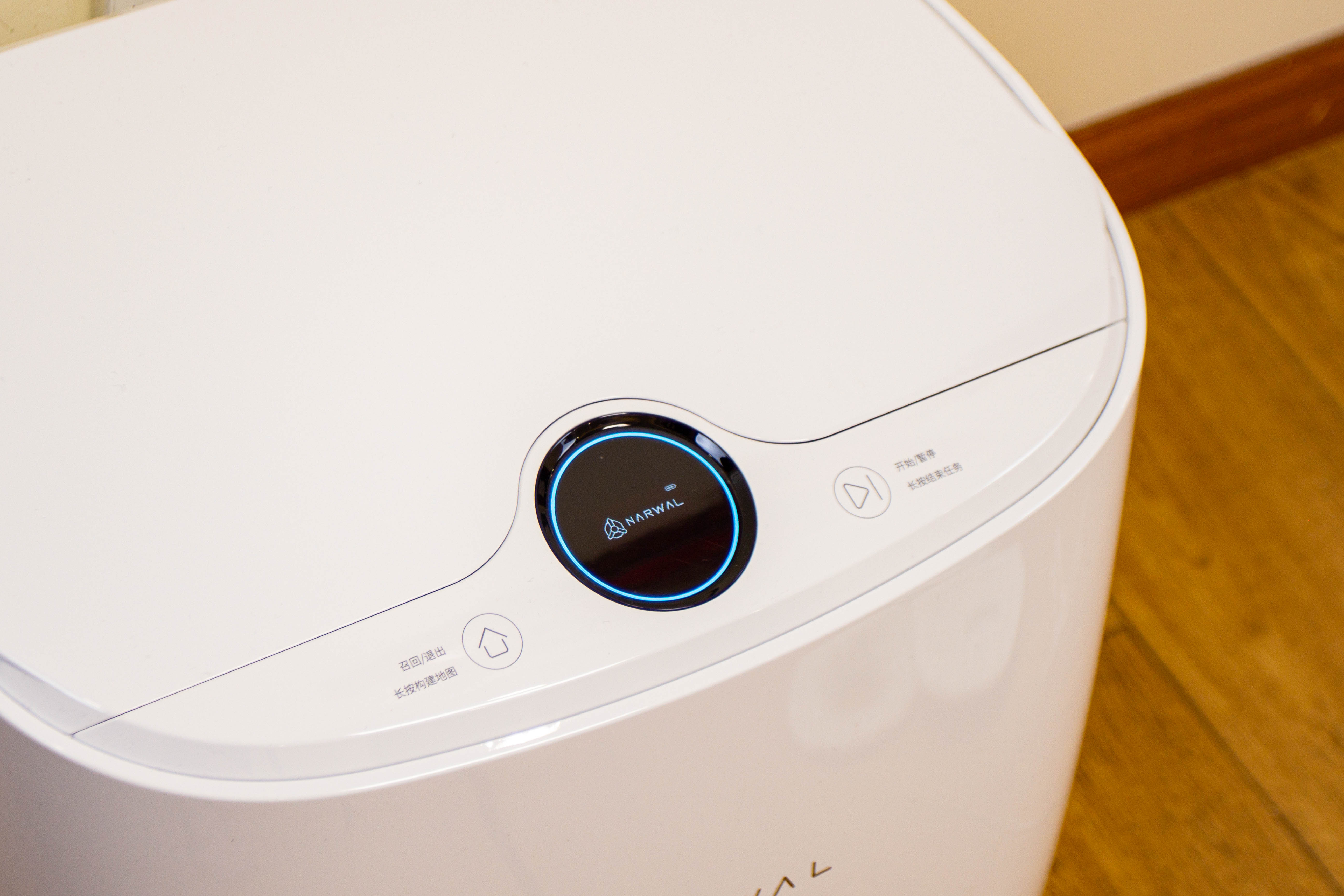 可以自动洗拖布的扫拖机器人，是行业标杆？还是智商收割机？