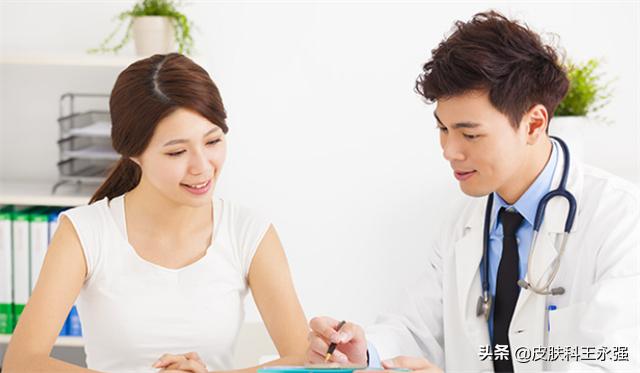 脖子上的小肉粒丝状疣怎么传染,脖子上长的小疙瘩是病毒性扁平疣