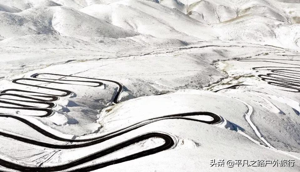 为啥珠穆朗玛峰英文用everest,珠穆朗玛为什么叫第三女神