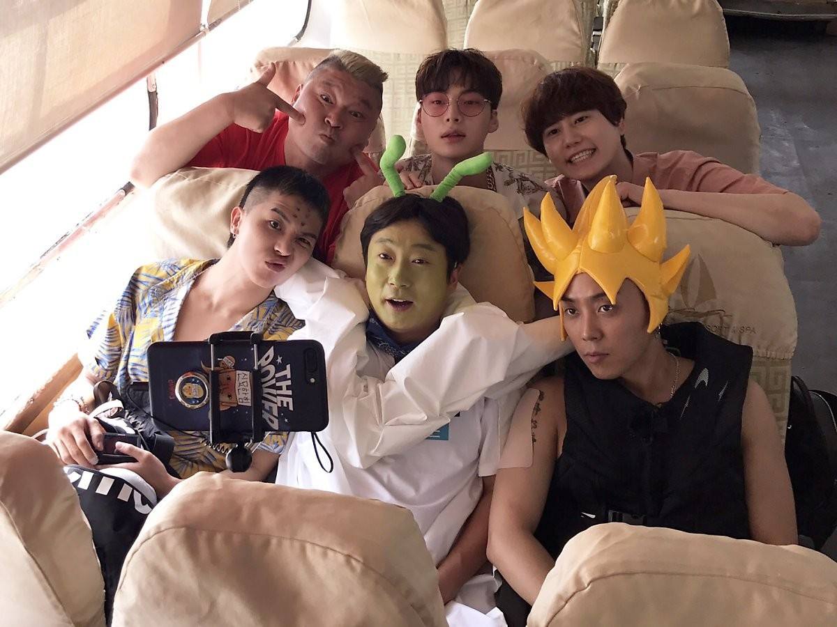 他是韩国顶级爱豆，曾经2次酒驾，结婚2年便离婚，现还活跃在一线