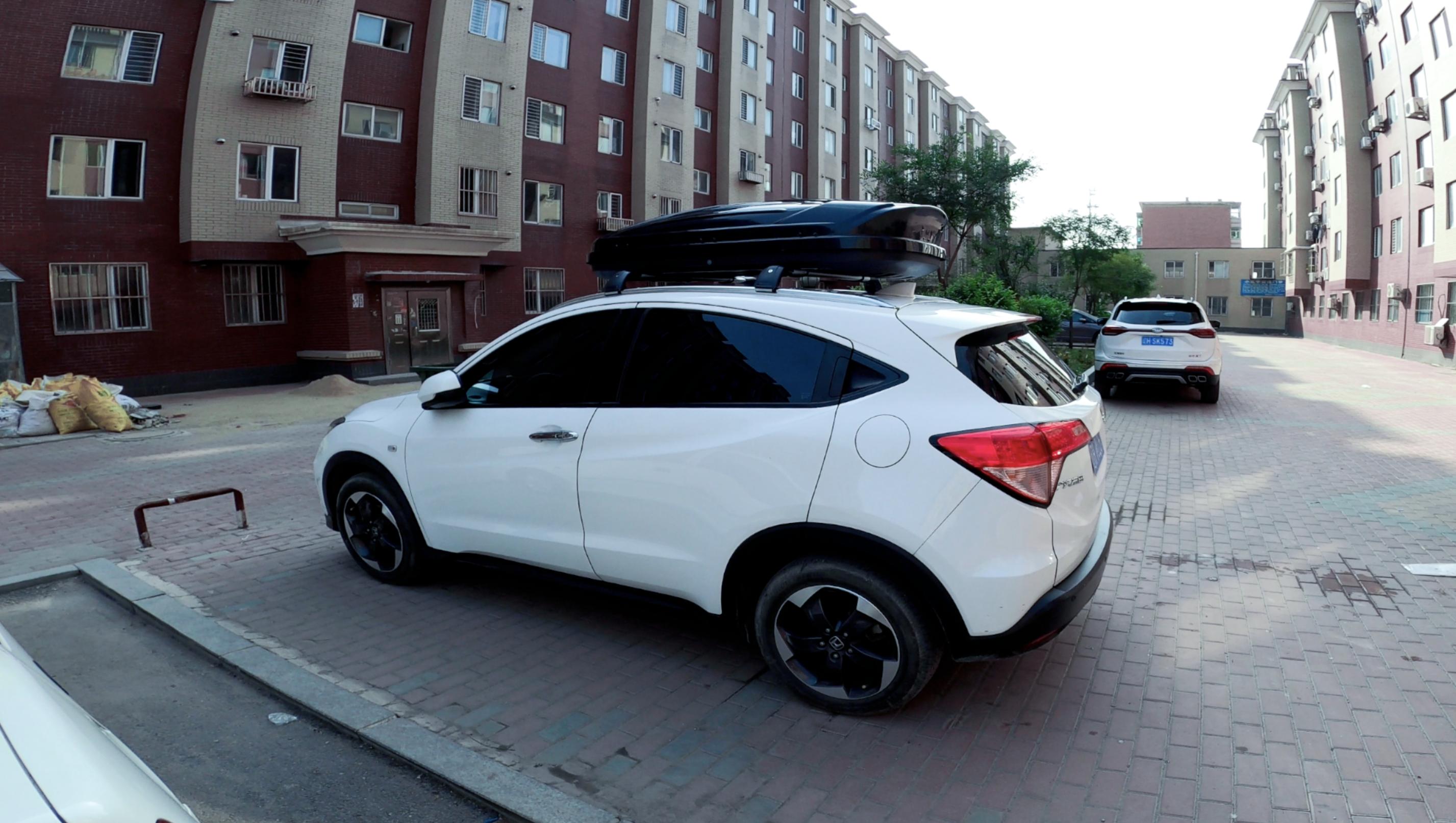 出门自驾游用不用安装车顶行李箱,加装车顶行李箱自驾游