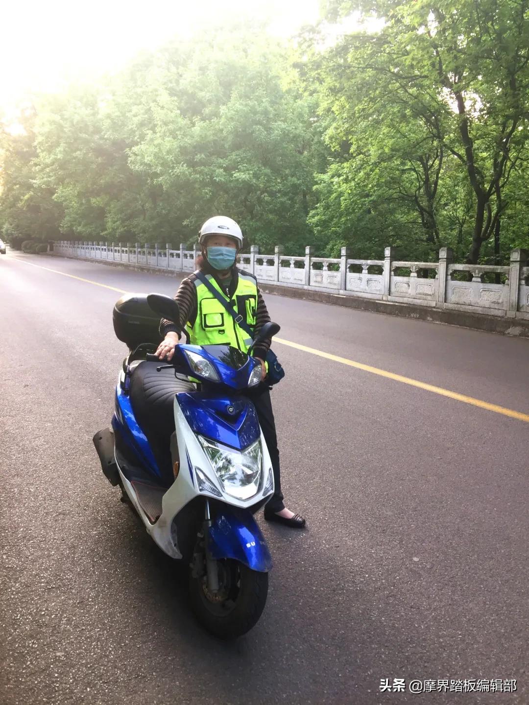 金城踏板125摩托车,金城125踏板商务车