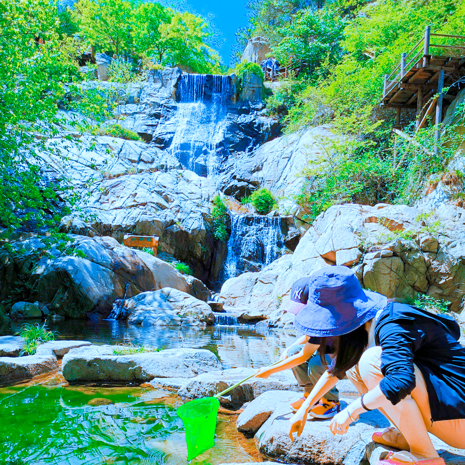 山东一票通游玩的景点,山东一景区一次接待千团十万人次