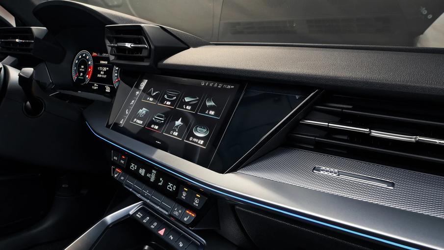 奥迪a3丐版多少钱能落地,奥迪a3丐版进取型