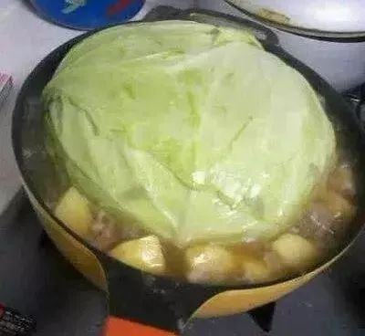 请广大“师奶”引以为戒,打死都不要让你老公入厨房