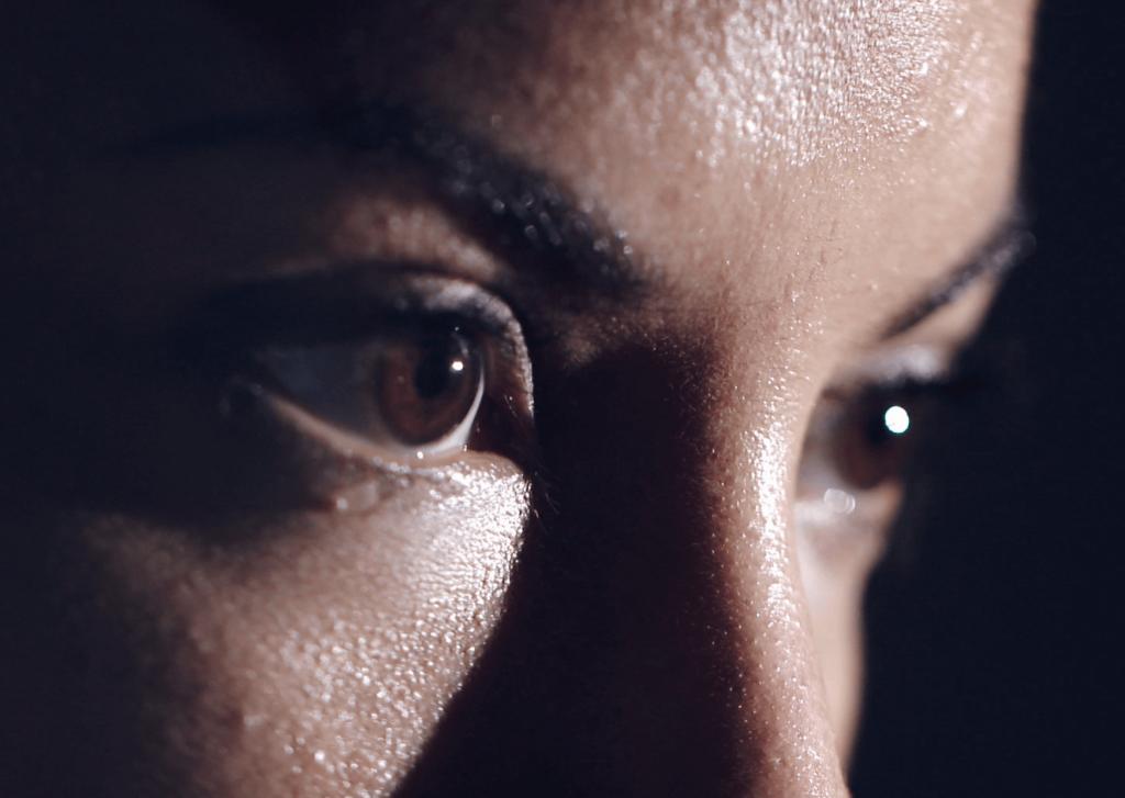 如何成为一个无人机飞手,成为一名空军飞行员的条件