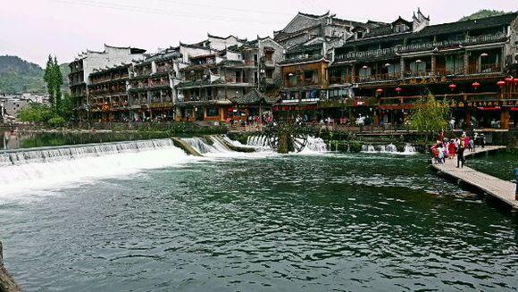 凤凰古城攻略自由行,凤凰古城自助游全攻略