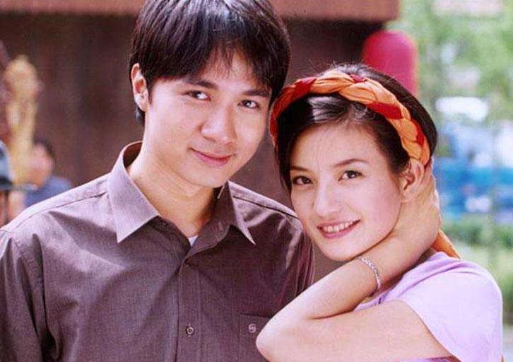 周星驰谈赵薇事件,赵薇琼瑶矛盾