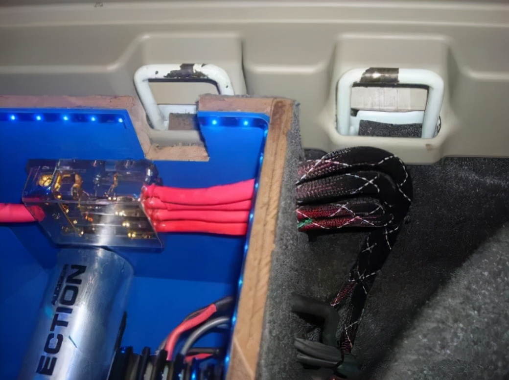 汽车音响改装入门知识教程,汽车音响改装入门教学