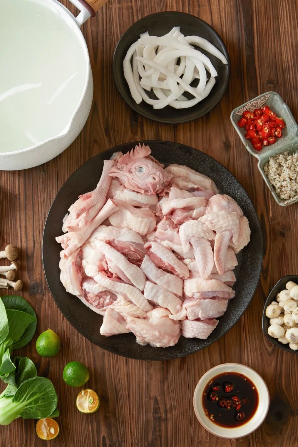 椰子鸡6个人一只鸡够吗,三个椰子原生态椰子鸡188套餐