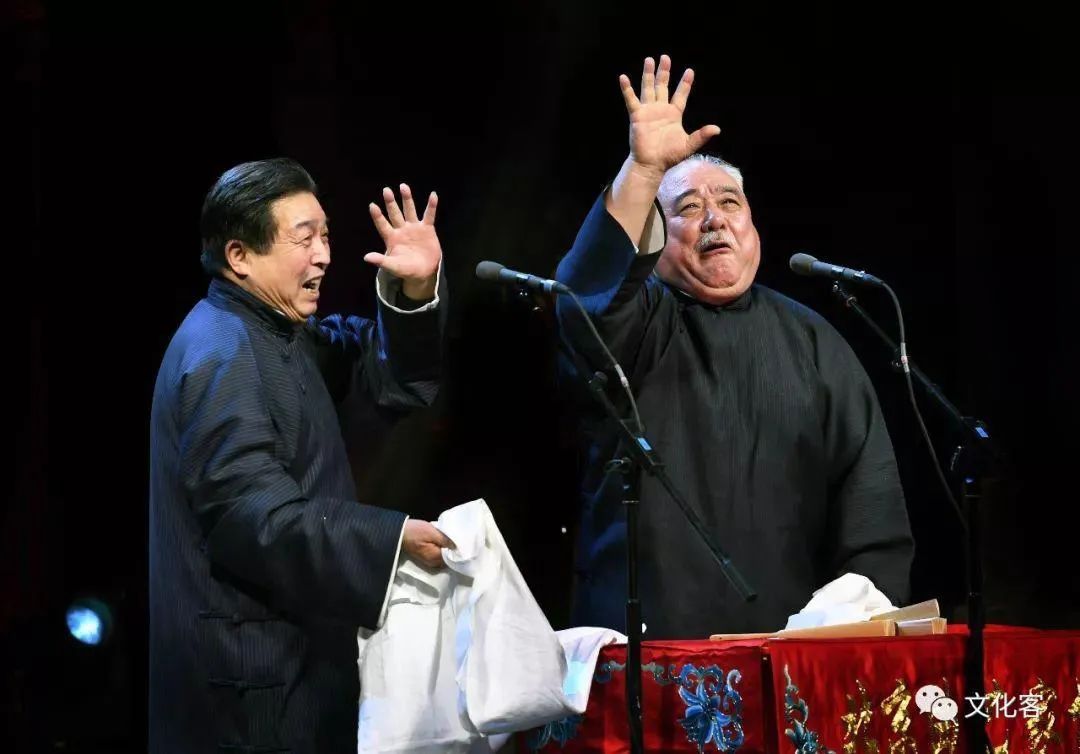 刘洪沂和郭德纲谁的辈分高,郭德纲和刘洪沂的关系