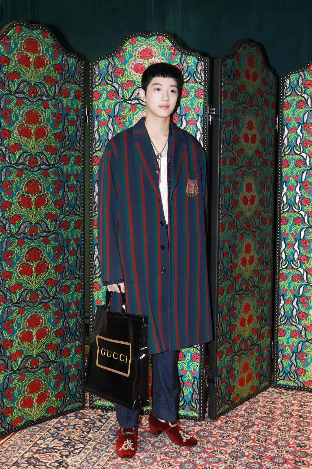 今年最流行最实用最能装的包包……竟然是购物袋？