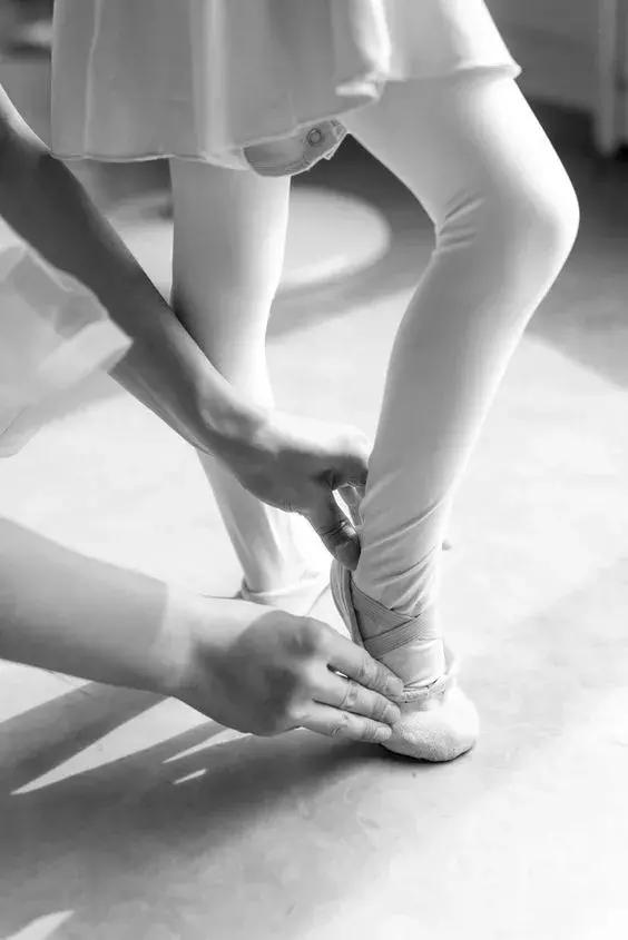 集颜值与实力并存的舞蹈老师,舞蹈中的魔鬼老师