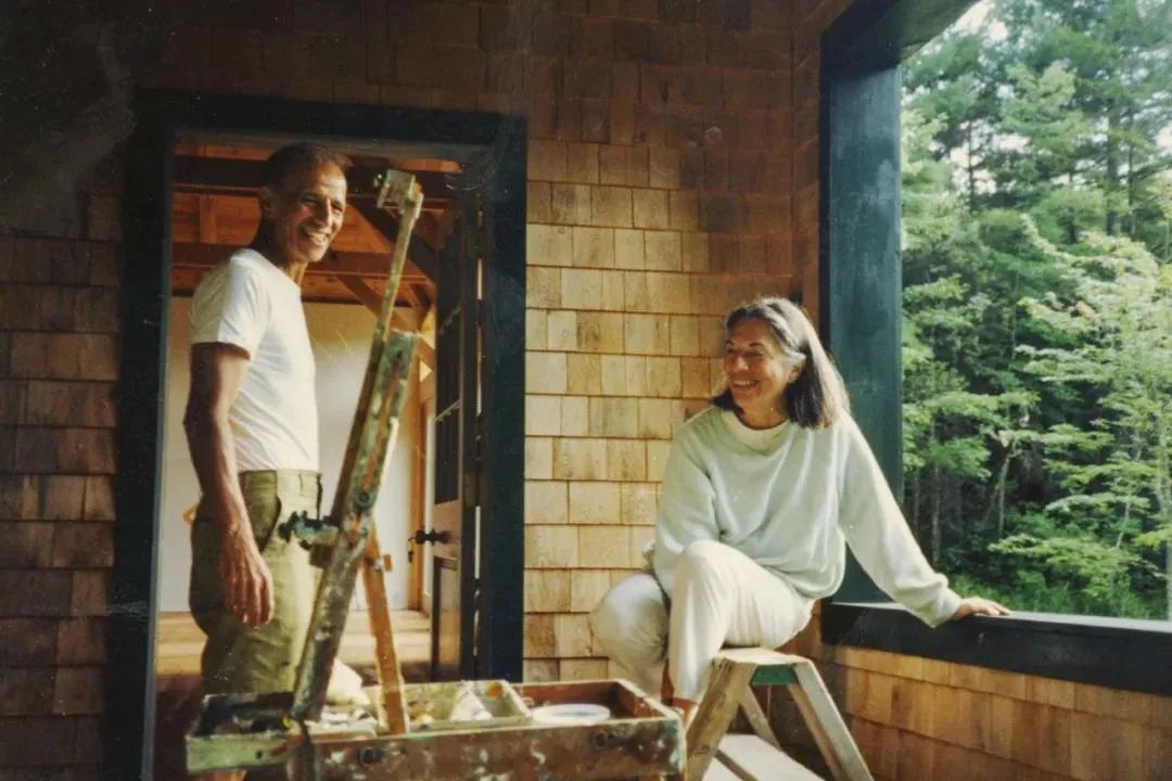 93岁“活化石”级宠妻狂魔,坚持画老婆60年