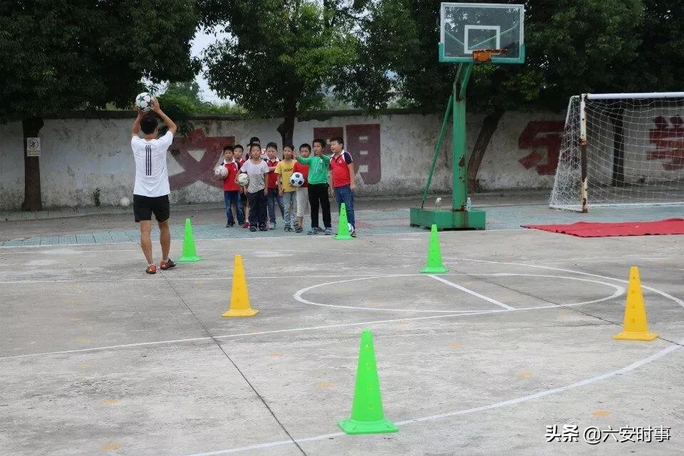 新城小学足球比赛霍山,霍山县青少年校园足球联赛开赛