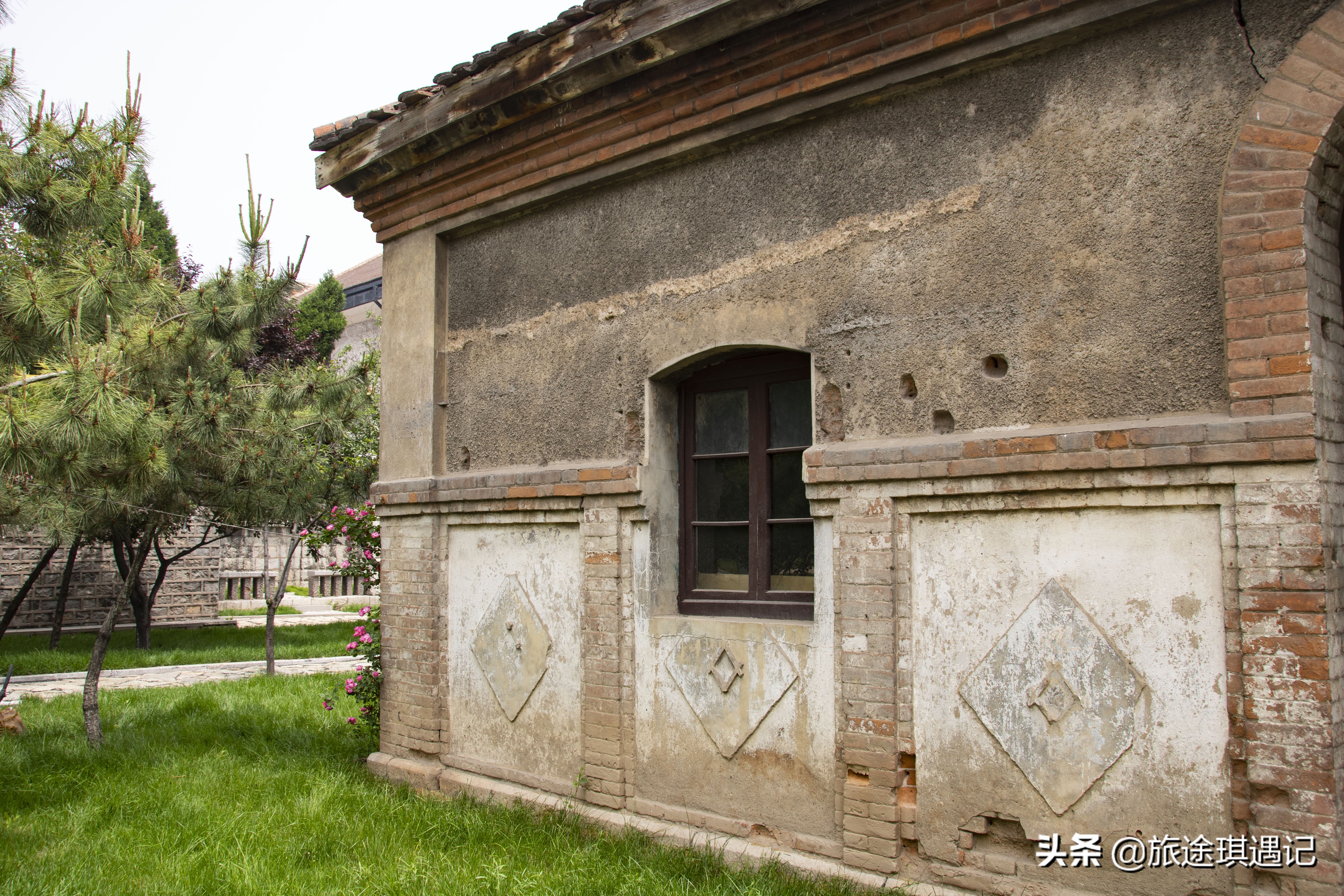 气势非凡的段家楼，中西合璧的建筑群，书写着一部煤矿兴亡史