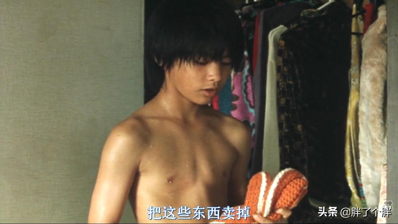 无人知晓：真实事件改编，母亲为和男友同居，抛下四个孩子离去