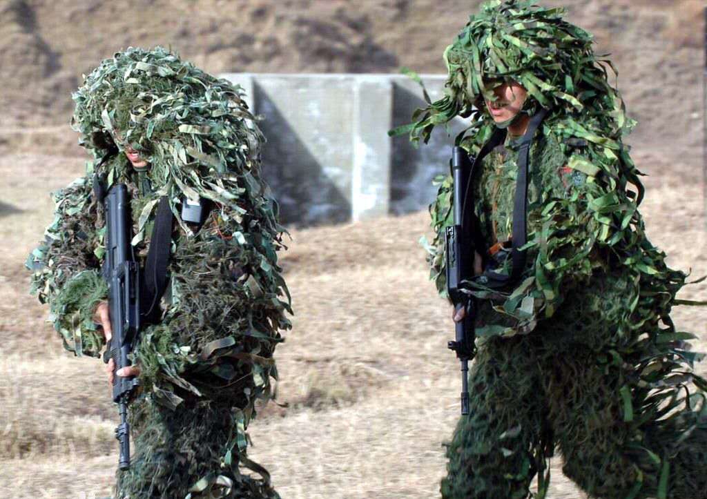 眼镜蛇都发现不了!美军吉利服全线升级,热传感器成睁眼瞎?