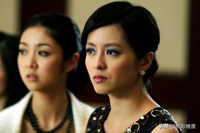 44岁梁咏琪晒和女儿照片 (梁咏琪怎样认识西班牙老公)