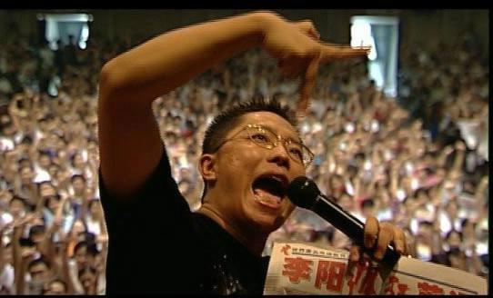 “疯狂英语”李阳，曾扬言让3亿人说流利英语，现状如何？