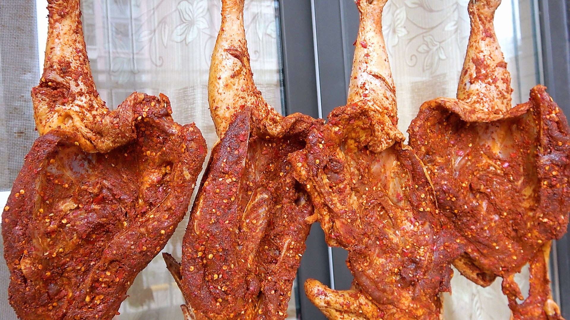 四川风干鸡正宗做法,麻辣风干鸡的家常做法