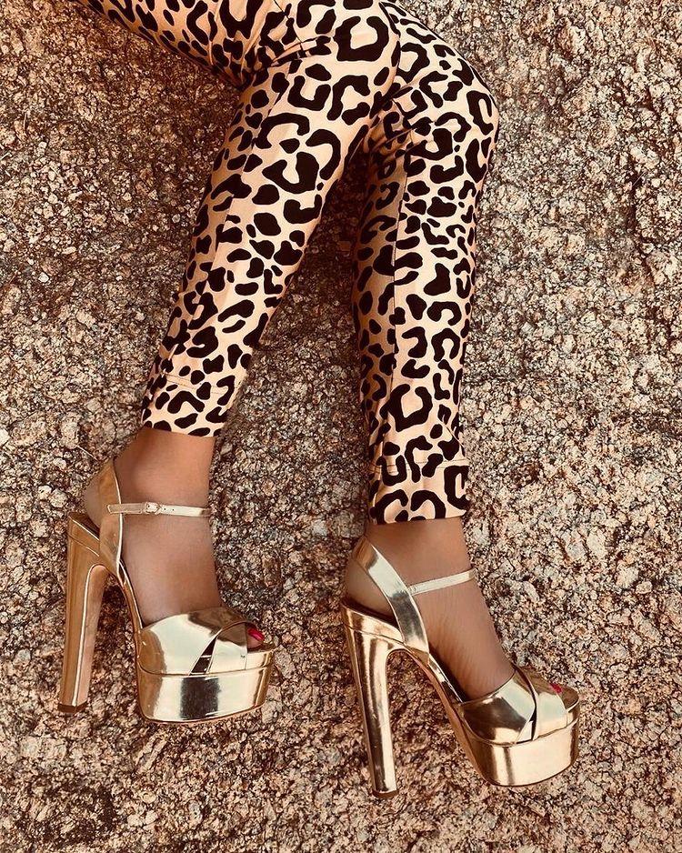 高跟鞋可以性感到什么程度？BrianAtwood独领风骚