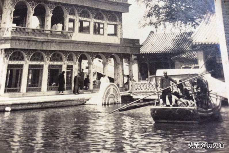 传奇故事老人为救小孩被杀,故事老人讹人整得他全家家破人亡