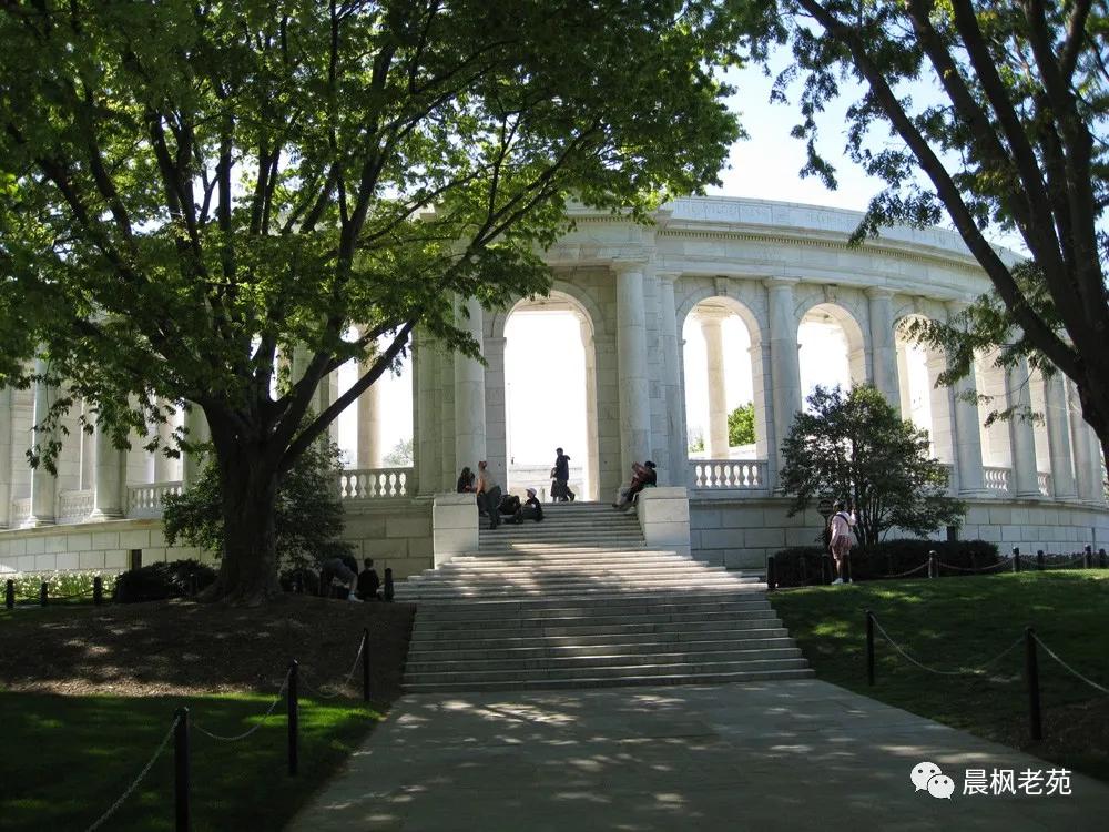 阿灵顿国家公墓站岗,阿灵顿公墓入葬标准