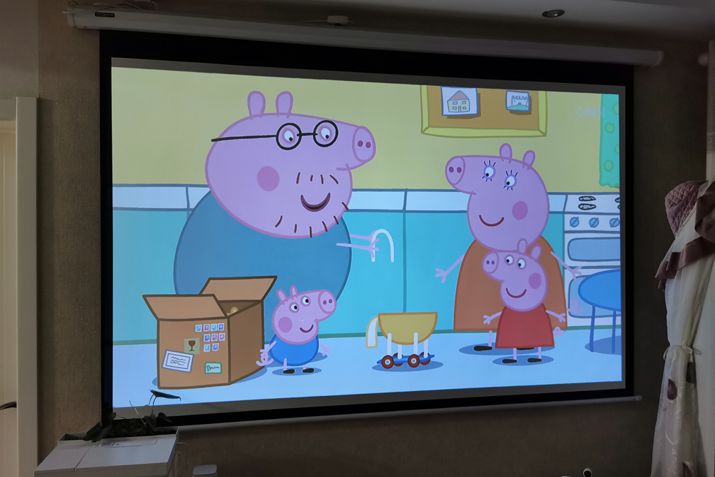 智能投影仪能当显示器吗,智能投影仪能侧投吗