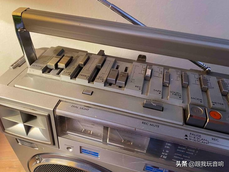 80年代唱片机怀旧音乐,旧80年代收录机音响大全