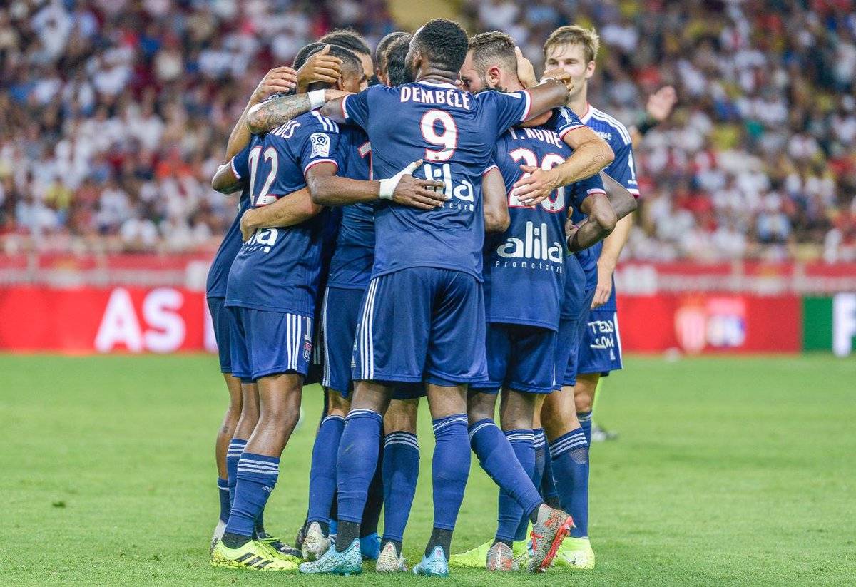 球员看到自己入选世界杯名单,球员观察测试