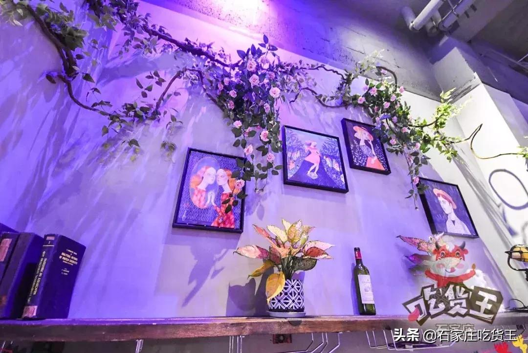 闅愯棌浜庨椆甯傜殑绉樺瘑鑺卞洯,鍖楀浗灏忚绉樺瘑鑺卞洯